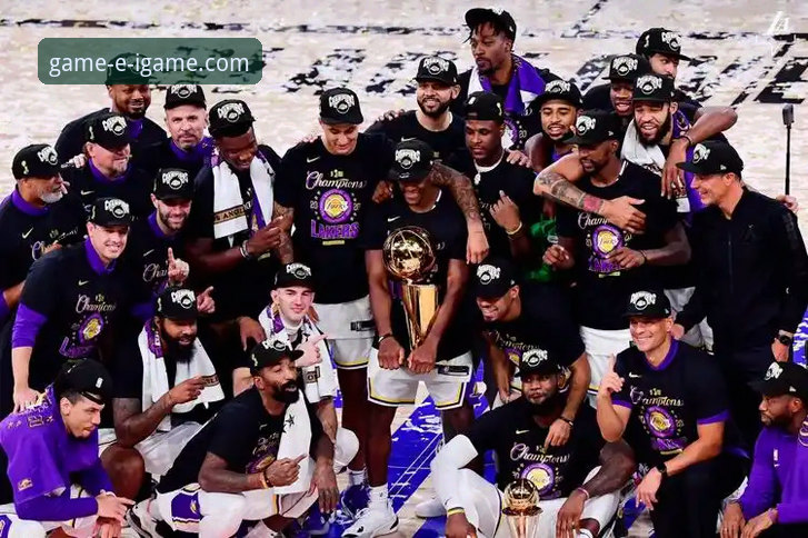 爱游戏中国官方网站 资深球迷分享:通过爱游戏平台深度解析湖人队进攻盛宴的观赛心得